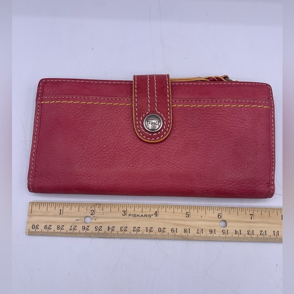 Fossil What Vintage Are You?  Bi-Fold Wallet Clutch - Picture 3 of 6